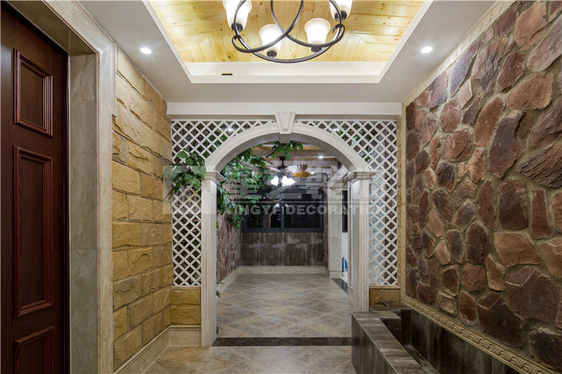 南湖名都廣場328平玄關(guān)裝修實景