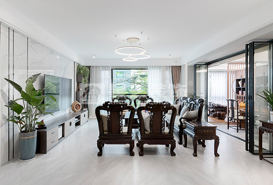 華發(fā)國(guó)賓壹號(hào)       246平