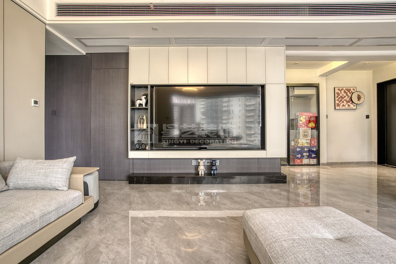 華潤西園149平現(xiàn)代風格客廳裝修實景