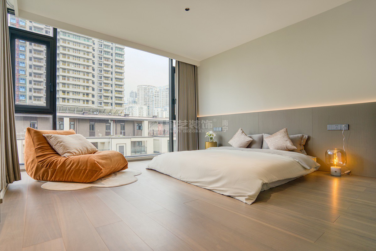 唐樾青山240平現代風格臥室裝修實景