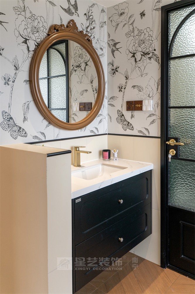 星海銀沙100平中古風洗漱臺裝修實景
