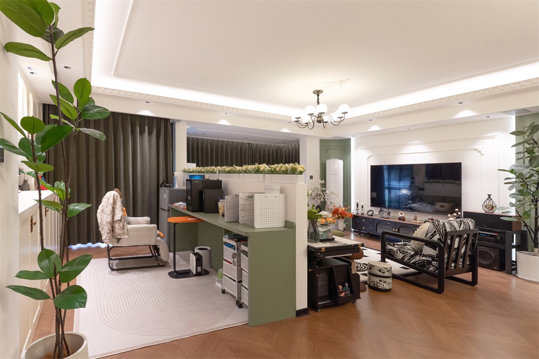 山漸青151平法式客廳裝修完工實(shí)景圖