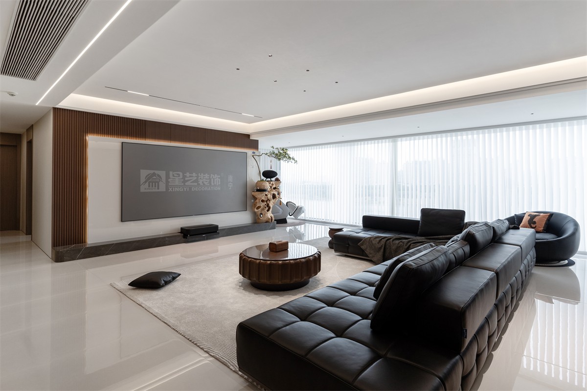 華潤西園潤府143平意式輕奢客廳裝修完工實景圖