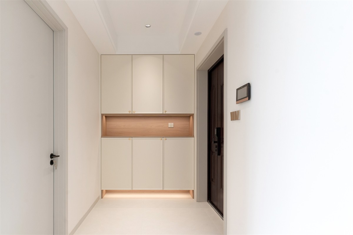 盛科城152平奶油風入戶裝修完工實景圖