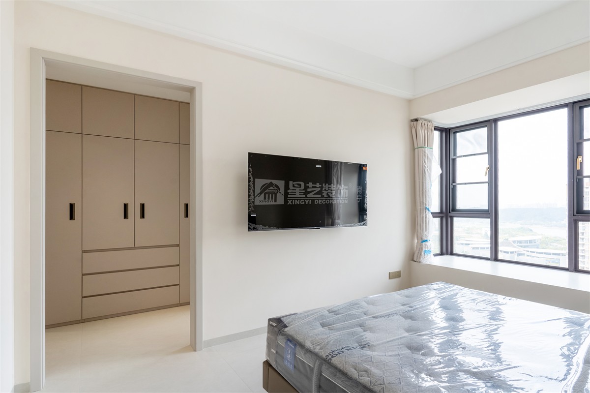 盛科城152平奶油風臥室裝修完工實景圖
