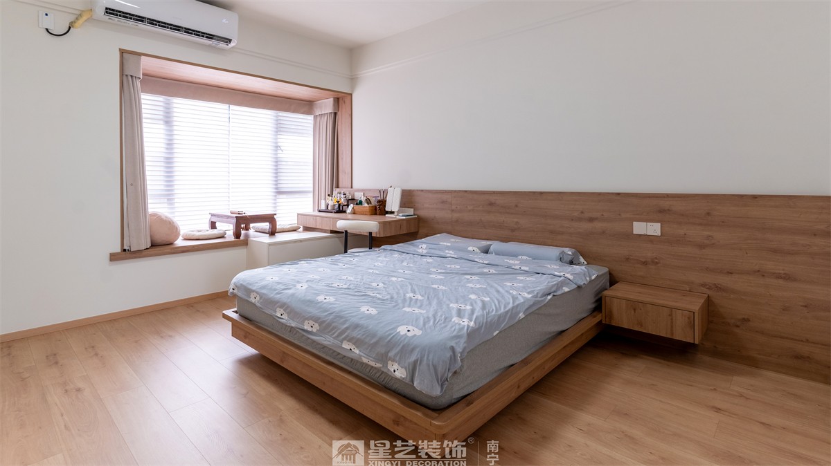 金科博翠山180平中古風(fēng)裝修臥室完工實(shí)景圖