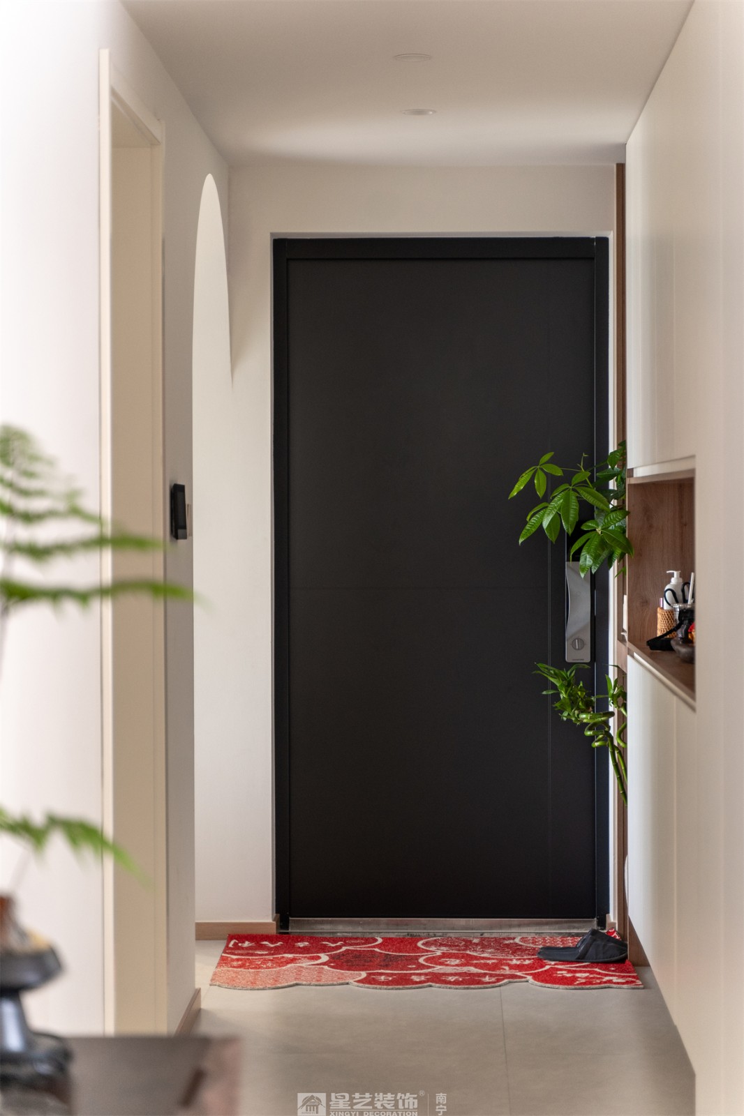 金科博翠山180平中古風(fēng)裝修入戶完工實(shí)景圖