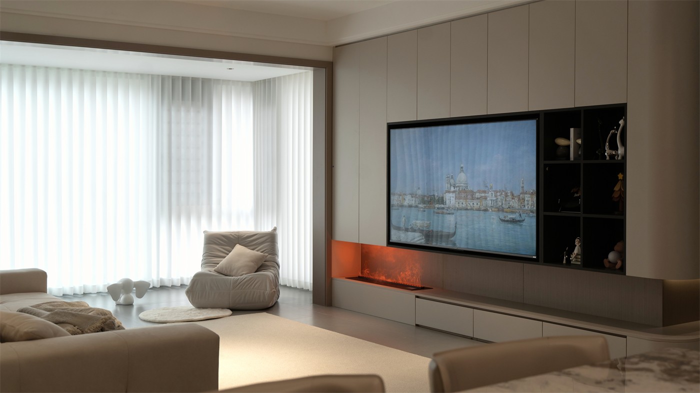 保利天悅臺143平現(xiàn)代風(fēng)格客廳裝修實景圖